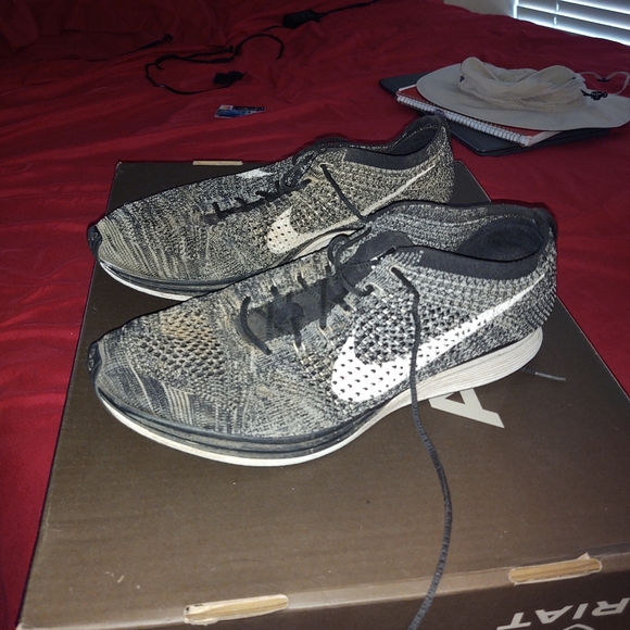 Nike Flyknit Racer shoes - Picture 6 of 6
